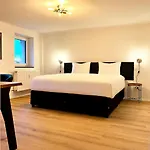 Maisonett Am Rebhügel-modern Wohnen In Den Weinbergen * Bühl
